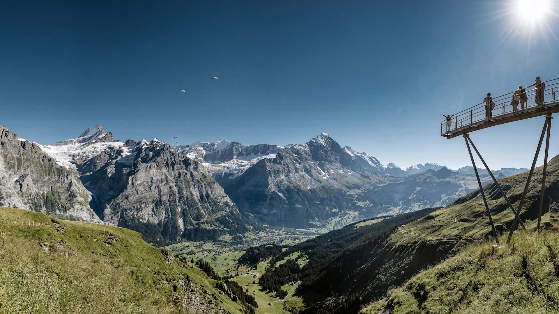 Grindelwald-First with panoramic view