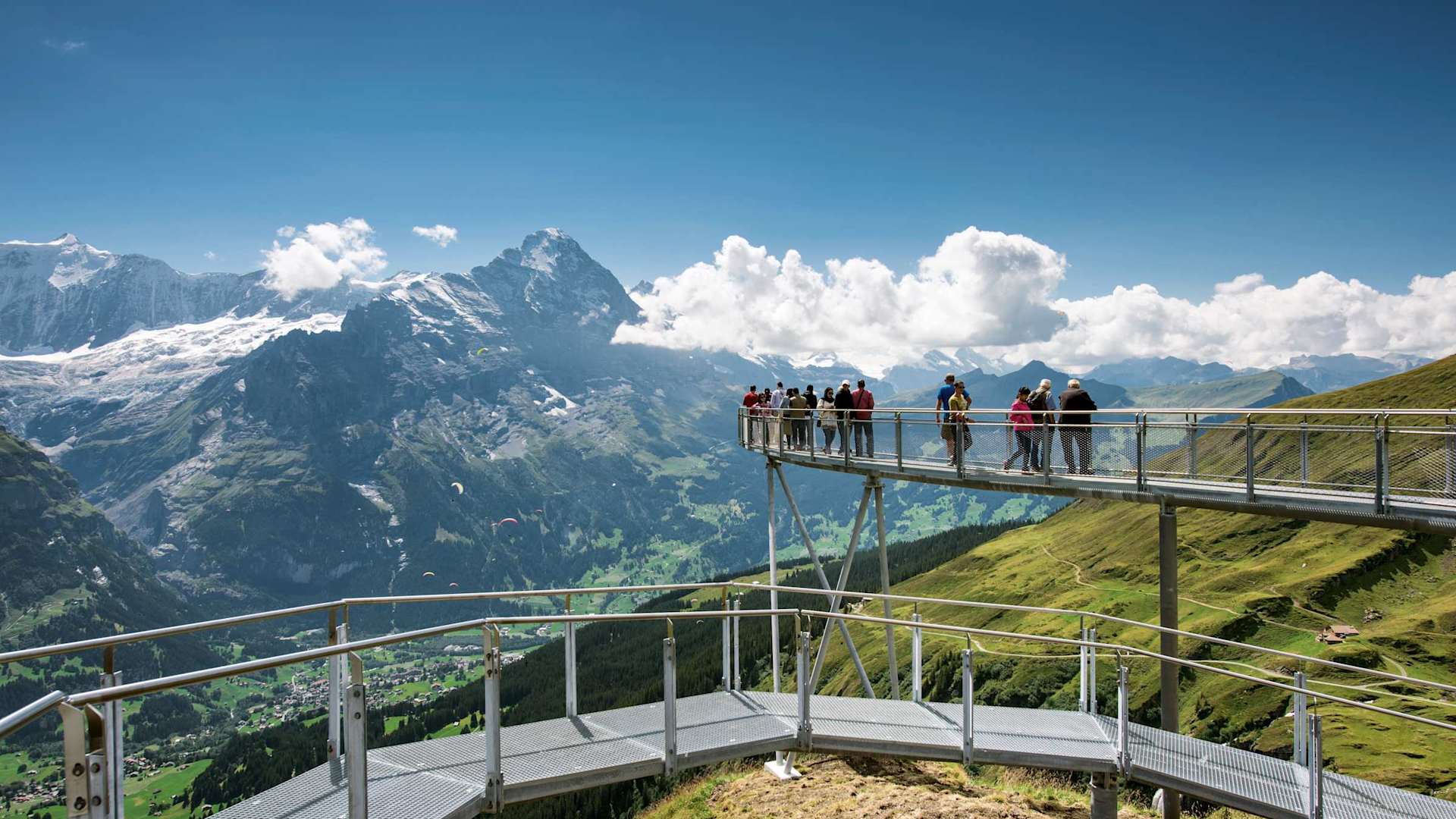 First Cliff Walk presented by Tissot