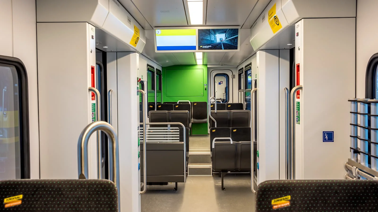 Advertising screens on the trains